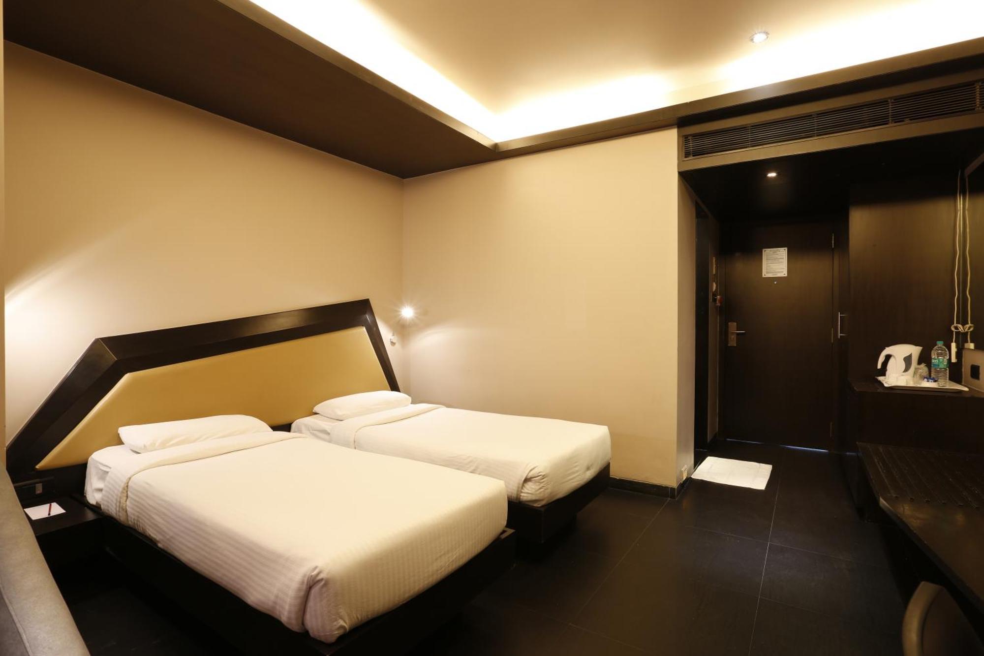 Dragonfly Hotel - The Art Hotel Bombay Esterno foto