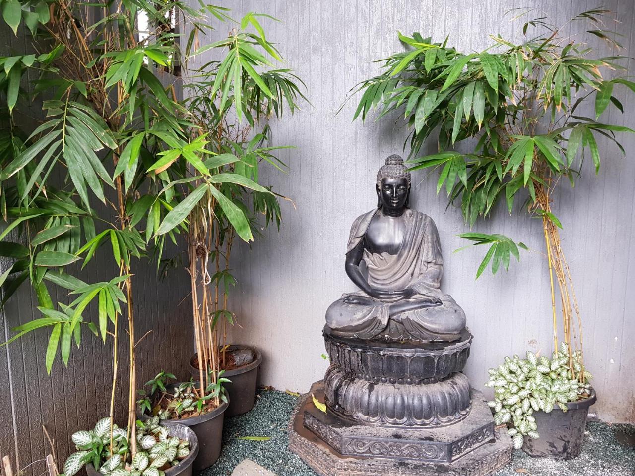 Dragonfly Hotel - The Art Hotel Bombay Esterno foto