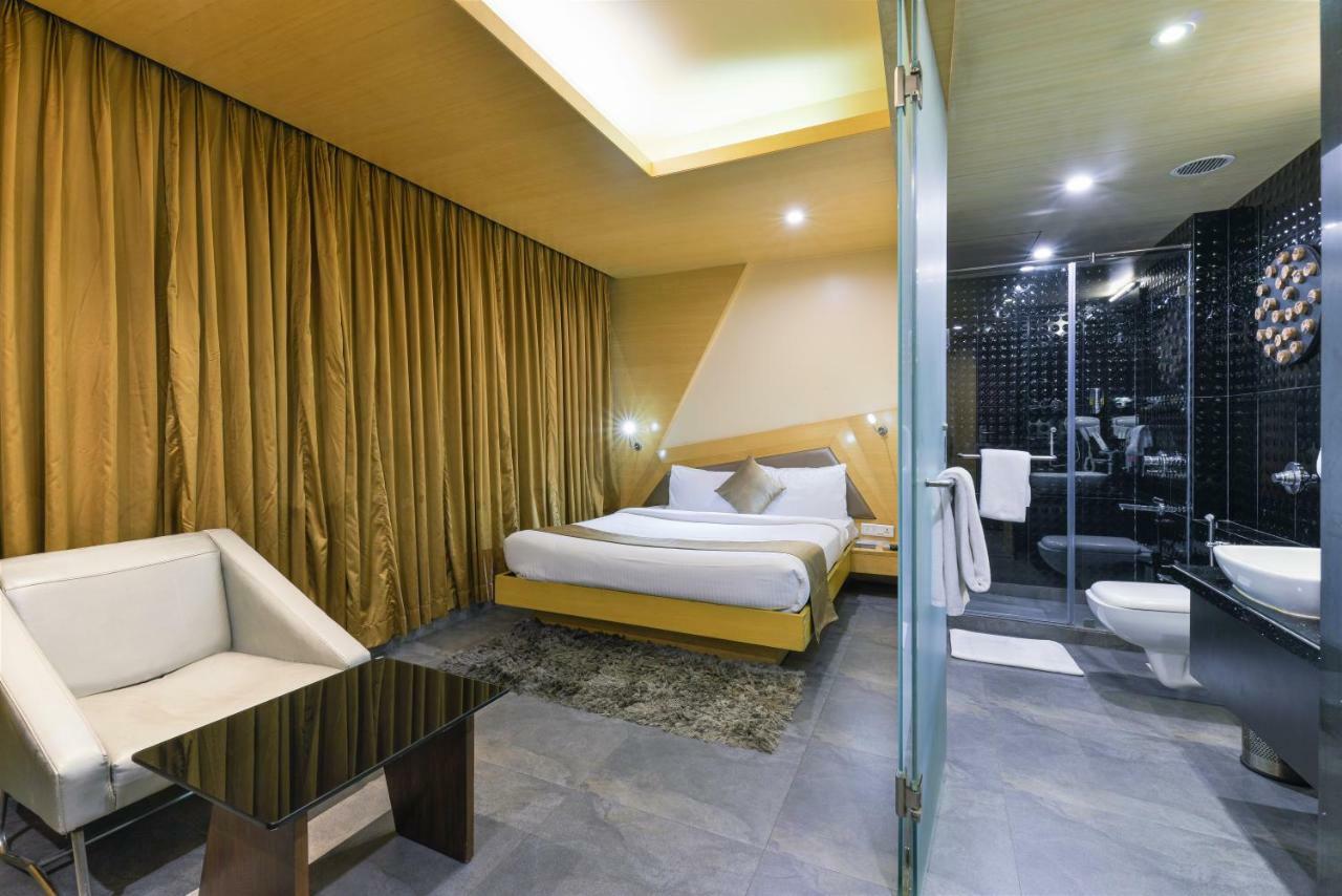 Dragonfly Hotel - The Art Hotel Bombay Esterno foto